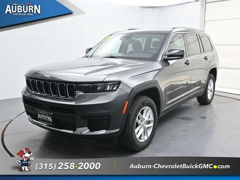 Used 2023 Jeep Grand Cherokee L Laredo AWD/4WD image 3
