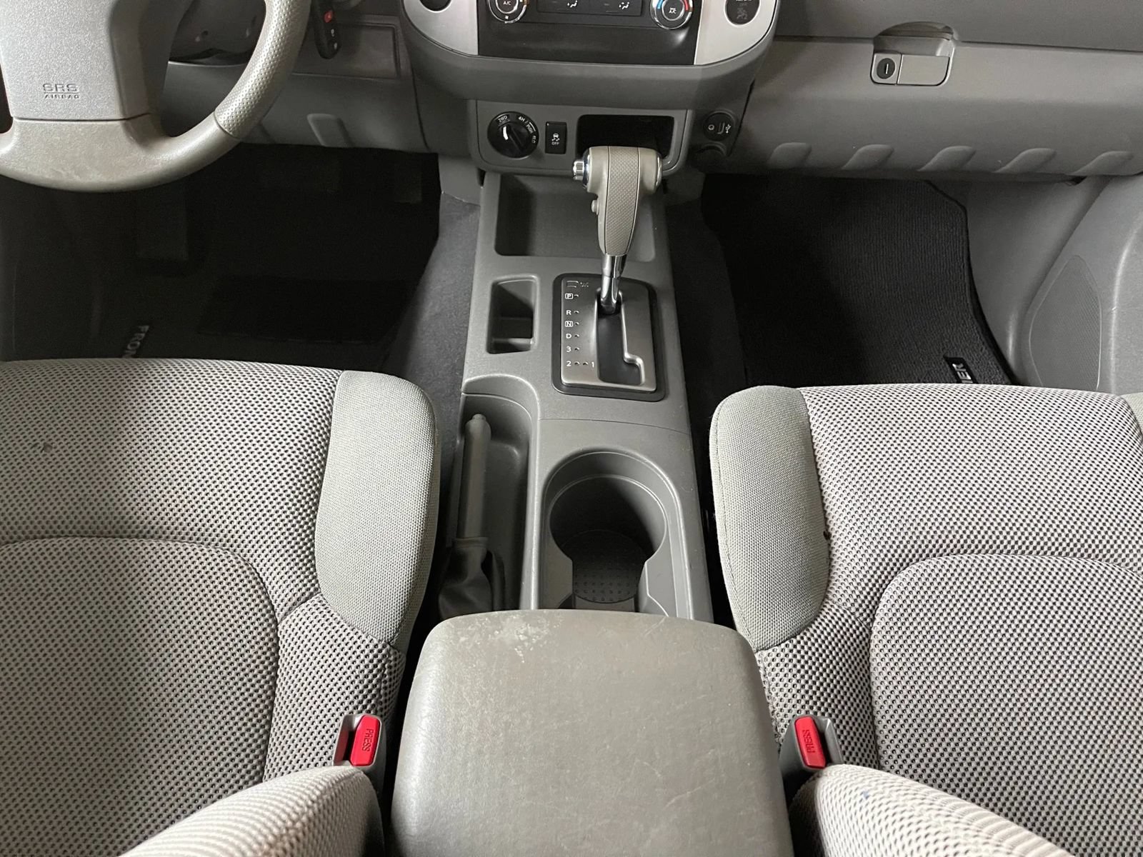 Used 2019 Nissan Frontier SV AWD/4WD image 13