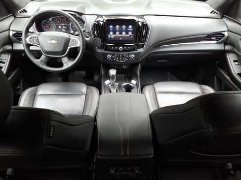 Certified 2023 Chevrolet Traverse LT w/ LT Premium Package AWD/4WD image 11