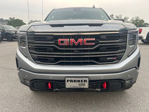 Used 2023 GMC Sierra 1500 AT4 w/ AT4 Premium Package AWD/4WD image 2