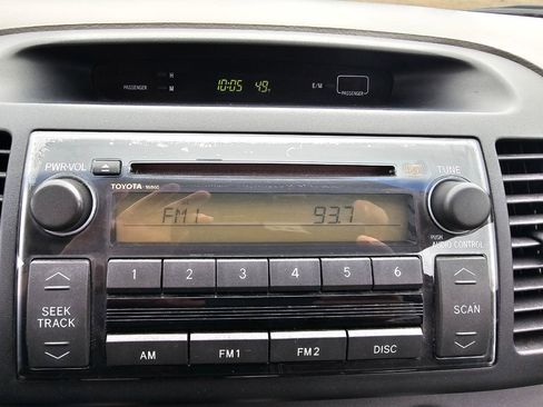 Used 2006 Toyota Camry XLE image 34