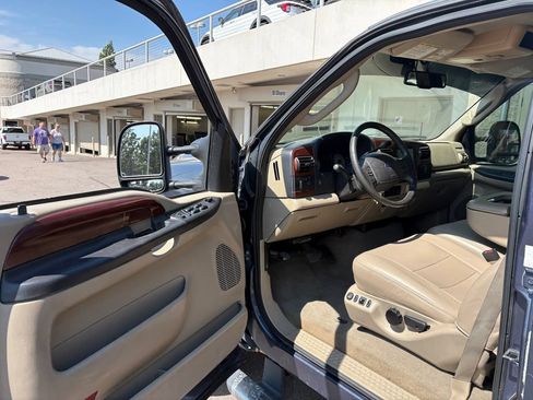 Used 2006 Ford F250 Lariat AWD/4WD image 16