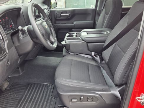 Used 2023 Chevrolet Silverado 1500 Custom RWD image 3