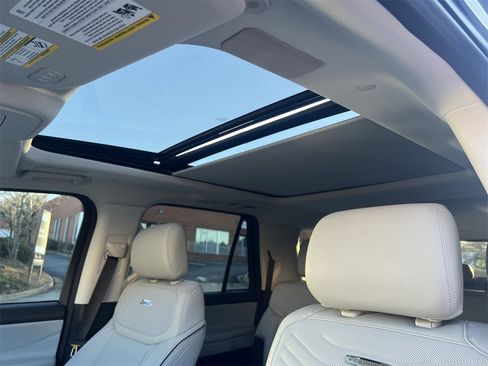 New 2025 Ford Expedition Max Platinum w/ Platinum Ultimate Package image 12