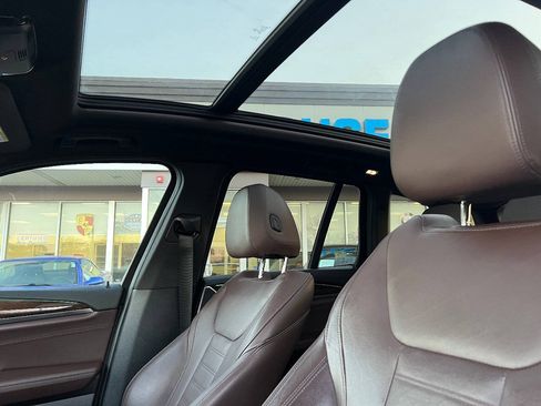 Used 2019 BMW X3 xDrive30i w/ Convenience Package AWD/4WD image 16