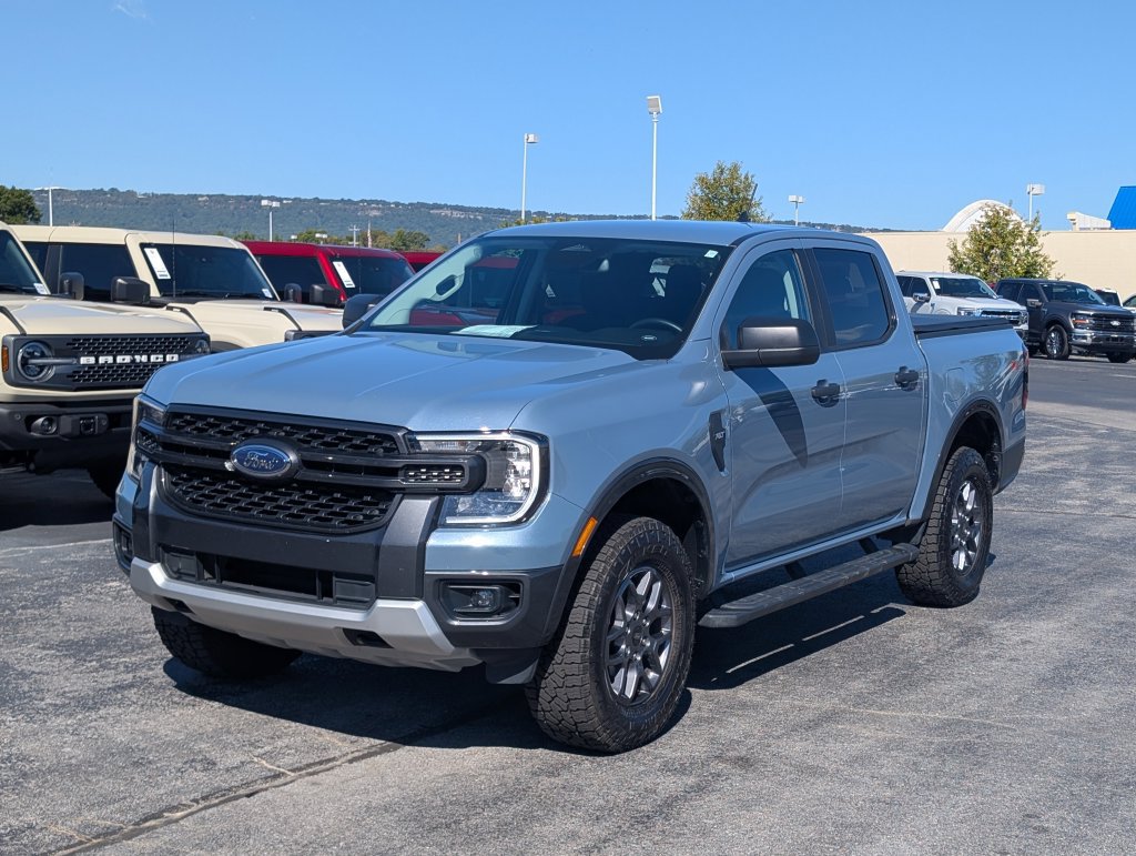 Certified 2024 Ford Ranger XLT w/ FX4 Off-Road Package AWD/4WD image 3