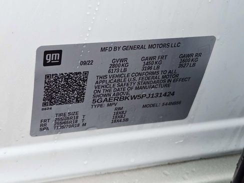 Used 2023 Buick Enclave Essence image 38