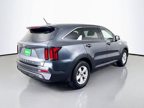 Used 2021 Kia Sorento LX FWD image 10