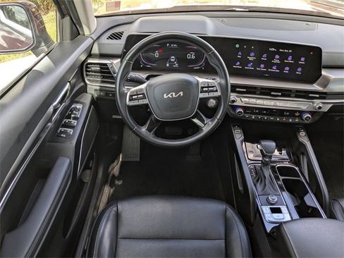 Certified 2023 Kia Telluride S image 22