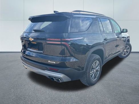Used 2024 Chevrolet Traverse LT AWD/4WD image 4