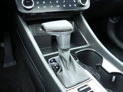 New 2026 Hyundai Santa Cruz Limited AWD/4WD image 32