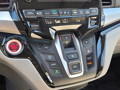 Used 2024 Honda Odyssey Touring image 25