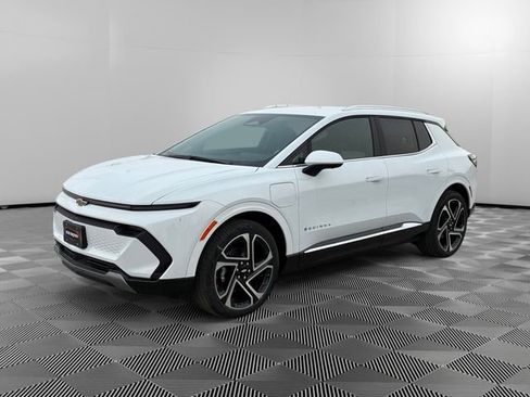 New 2026 Chevrolet Equinox EV LT image 7