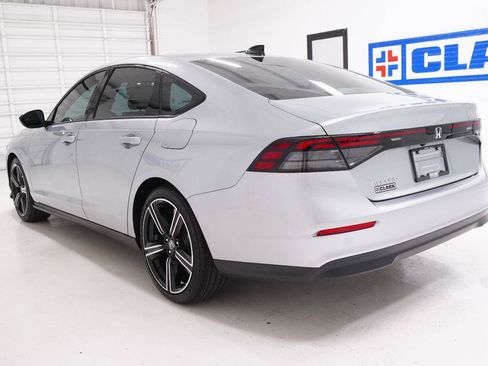 Used 2026 Honda Accord SE image 31