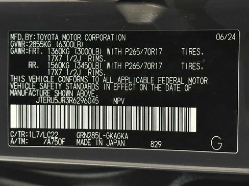 Certified 2024 Toyota 4Runner TRD Off-Road Premium w/ Moonroof Package AWD/4WD image 31