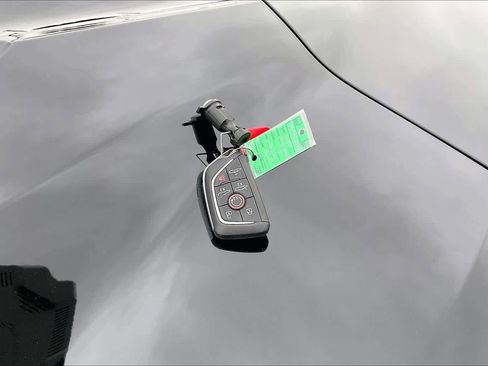 Used 2024 Chevrolet Corvette Stingray Premium Conv w/ Z51 Performance Package image 13