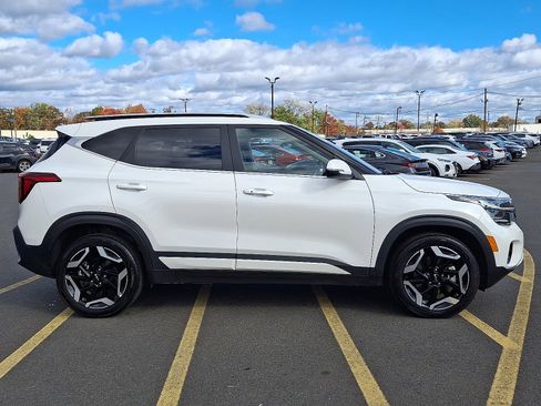 Used 2024 Kia Seltos SX image 8