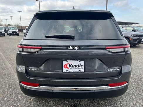 New 2025 Jeep Grand Cherokee Laredo X w/ Luxury Tech Group I AWD/4WD image 25