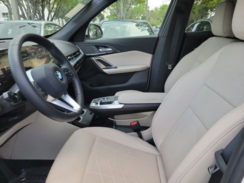 Used 2023 BMW X1 xDrive28i w/ Convenience Package AWD/4WD image 11