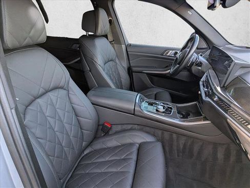 Certified 2025 BMW X5 M60i image 22