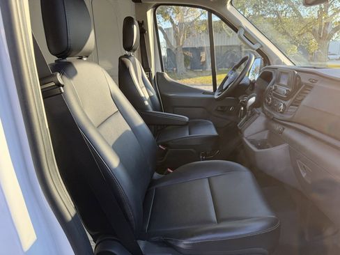 Used 2025 Ford Transit 250 148 Medium Roof image 12