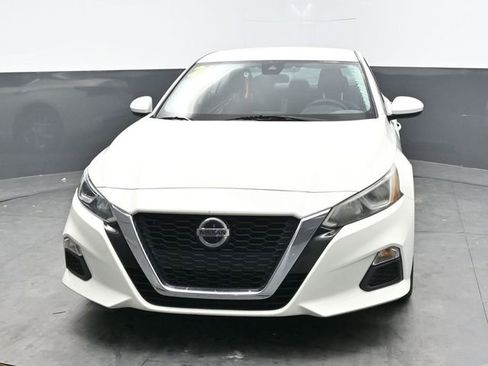 Used 2021 Nissan Altima 2.5 S image 2