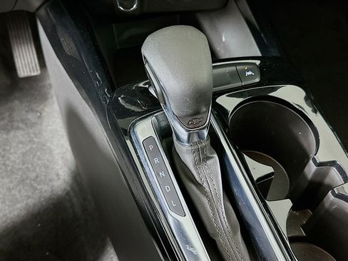 Used 2025 Chevrolet Trax LT image 23