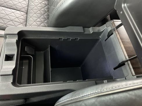 Used 2019 Nissan Murano Platinum w/ Cargo Package image 32