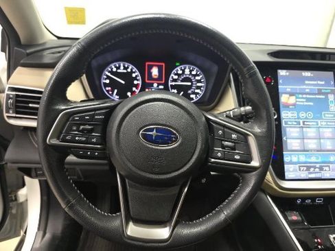 Used 2023 Subaru Outback Limited image 8