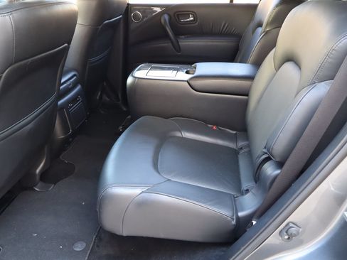 Used 2022 Nissan Armada SL w/ Midnight Edition Package RWD image 6