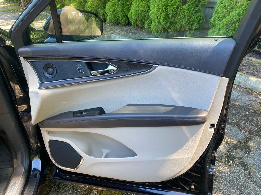 Used 2019 Lincoln Nautilus Reserve AWD/4WD image 27