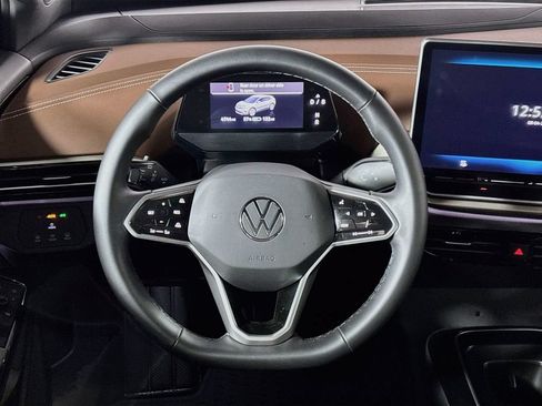 Certified 2025 Volkswagen ID.4 Pro AWD/4WD image 14