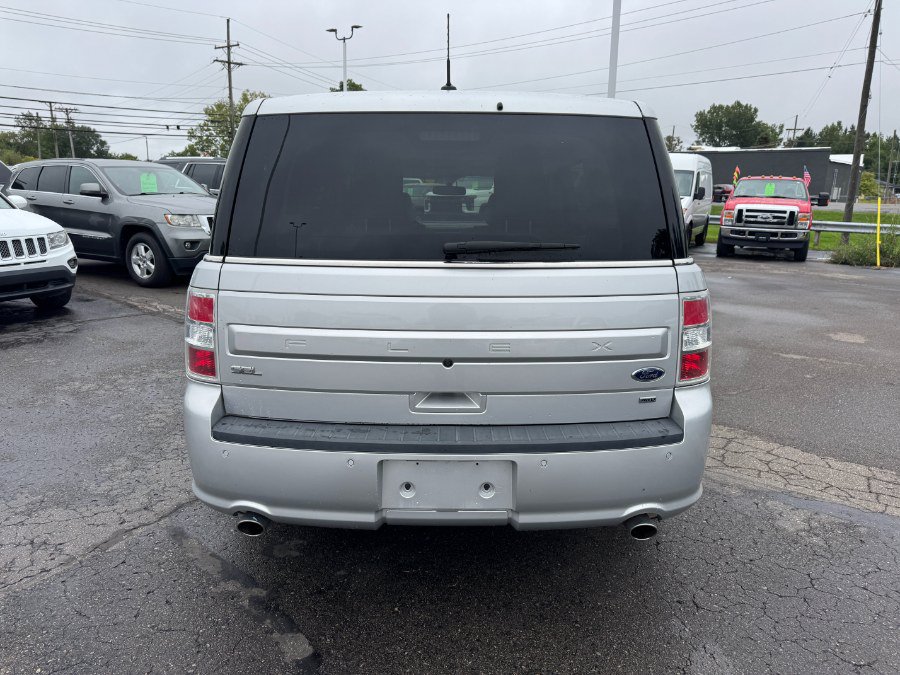 Used 2016 Ford Flex SEL w/ Equipment Group 202A AWD/4WD image 4