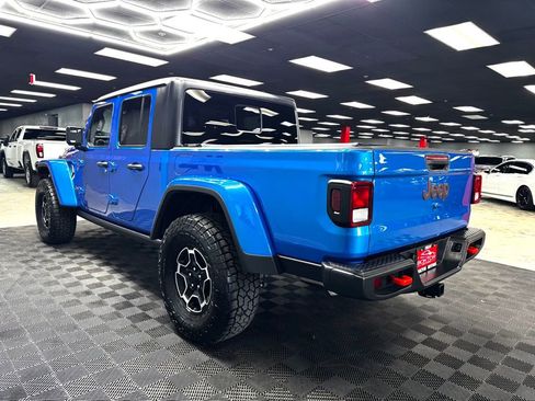 Used 2023 Jeep Gladiator Mojave w/ Cold Weather Group image 11