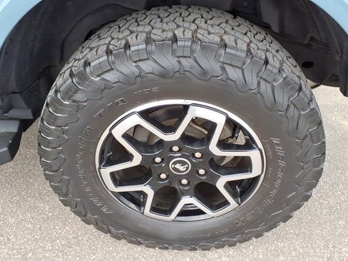 Used 2022 Ford Bronco Outer Banks AWD/4WD image 9