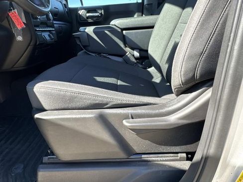 Used 2022 Chevrolet Silverado 1500 Custom image 11