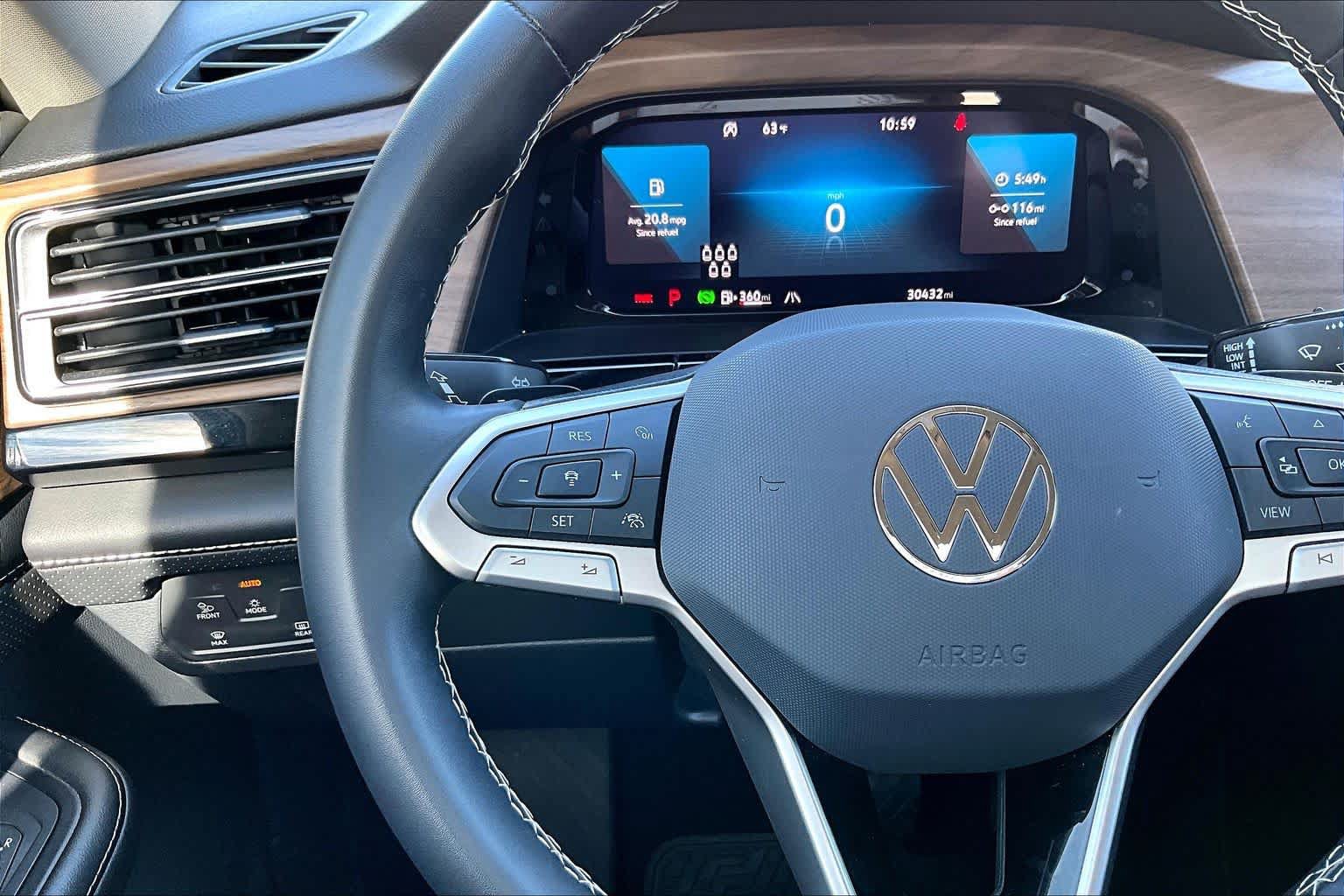 Used 2024 Volkswagen Atlas SE FWD image 23
