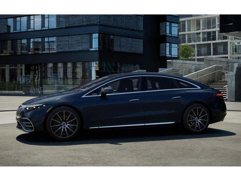 New 2022 Mercedes-Benz EQS 580 4MATIC Sedan image 35