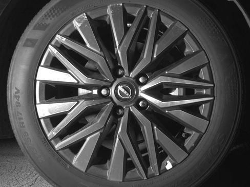 Used 2025 Nissan Altima 2.5 SV image 13