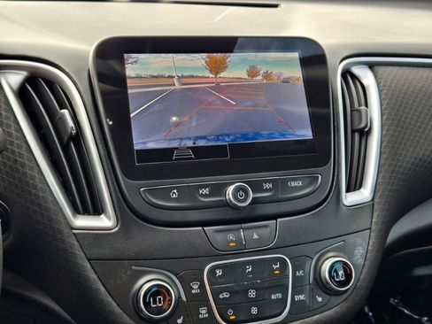 Used 2023 Chevrolet Malibu LT image 25