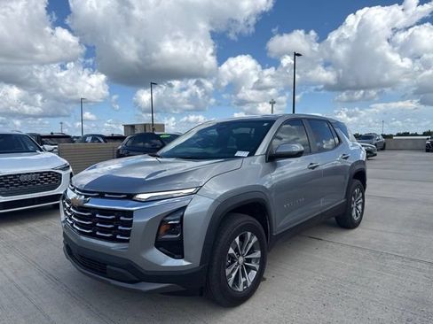 Used 2026 Chevrolet Equinox LT FWD image 7