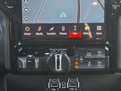 Used 2023 RAM 1500 Limited w/ Trailer Tow Group image 13