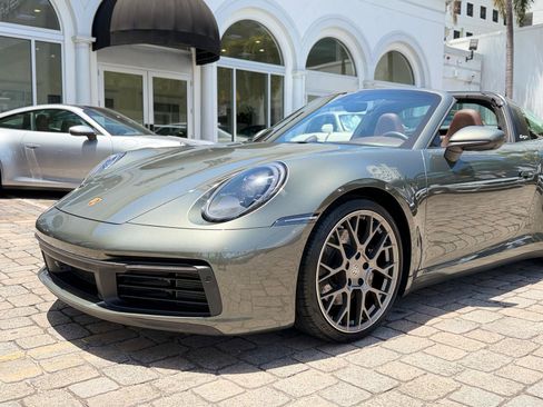 Used 2023 Porsche 911 Targa 4S AWD/4WD image 3
