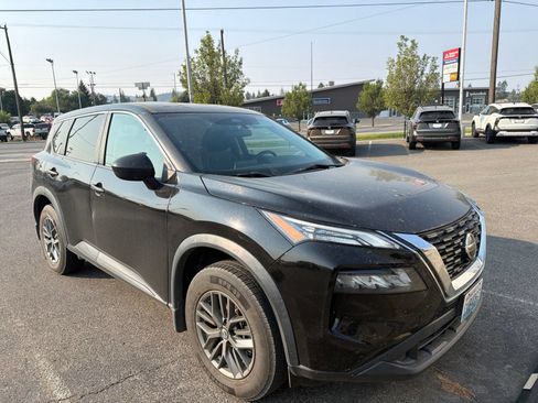Used 2021 Nissan Rogue S AWD/4WD image 4