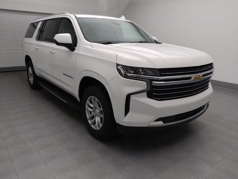 Used 2021 Chevrolet Suburban LT AWD/4WD image 13