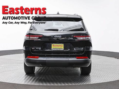 Used 2023 Jeep Grand Cherokee L Limited AWD/4WD image 6