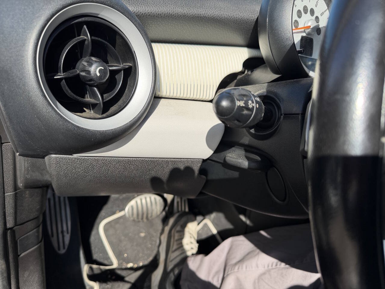 Used 2010 MINI Cooper S FWD image 29