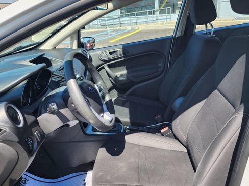 Used 2019 Ford Fiesta SE image 16