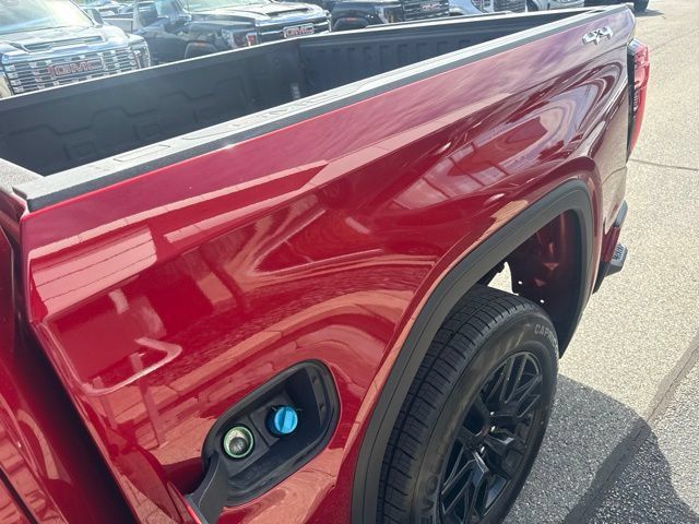 Used 2023 GMC Sierra 1500 Elevation AWD/4WD image 5