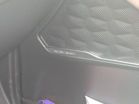 Used 2023 Hyundai Santa Fe SEL w/ Premium Package image 18